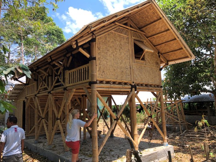földrengésbiztos bambuszház