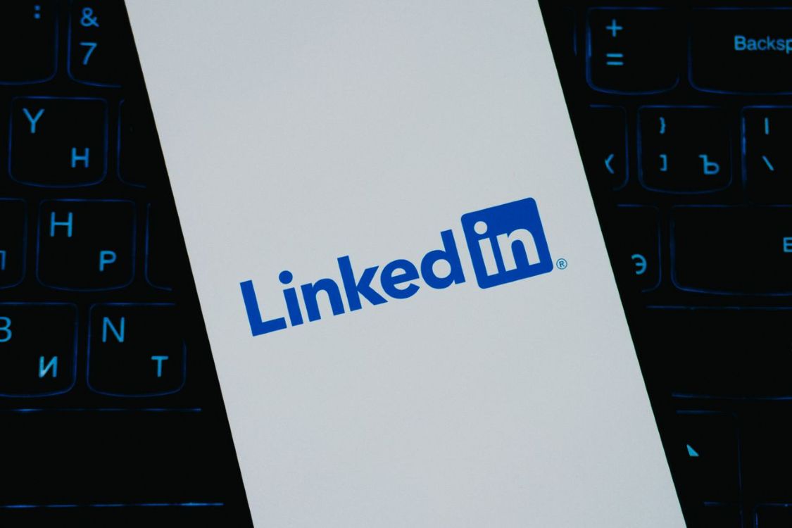 Mi a nyerő, a CV vagy a LinkedIn-profil?