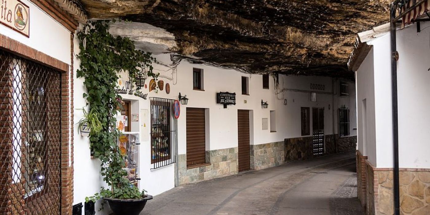 Setenil de las Bodegas