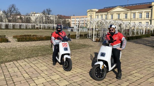 Elektrobiker elektromos robogó