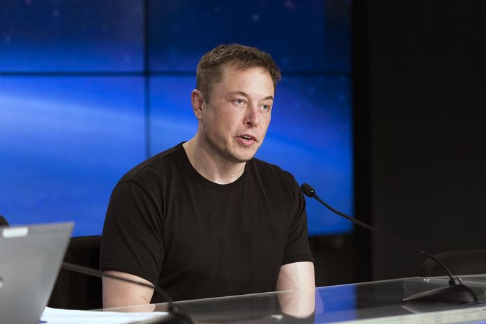 Elon Musk csőd Tesla konkurencia