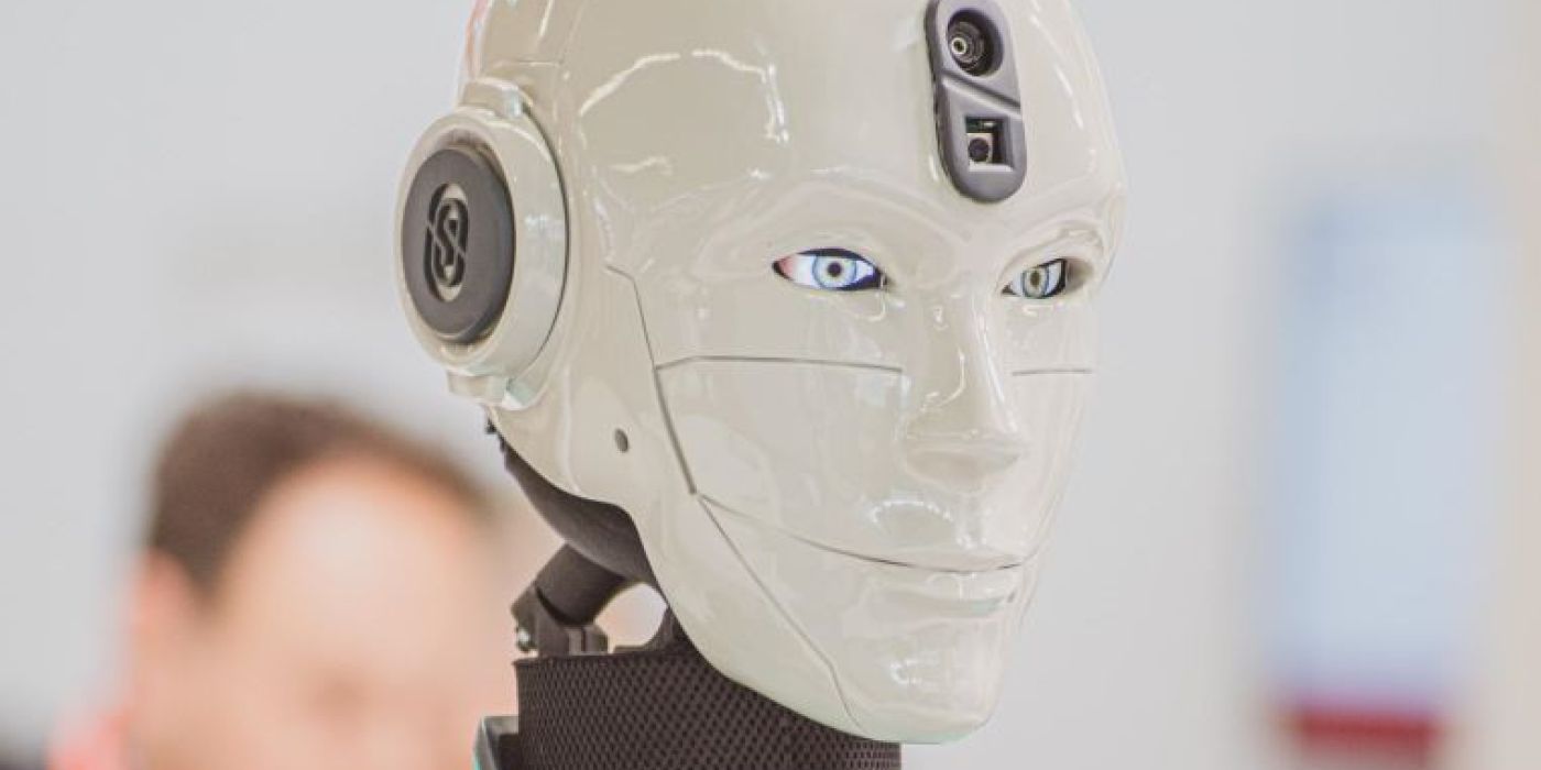 ember felesleges 2140 robot
