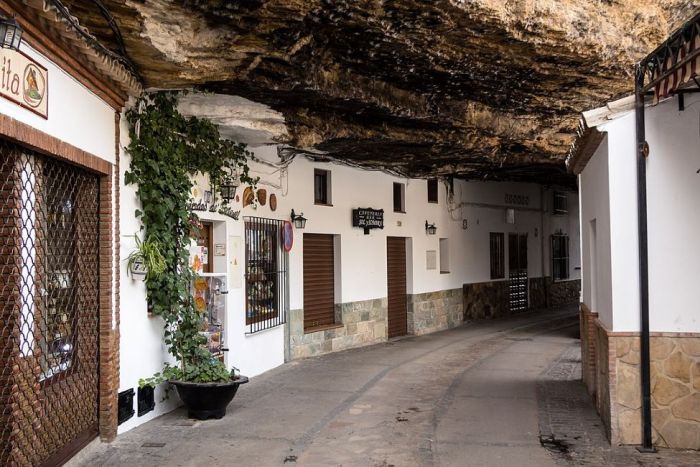 Setenil de las Bodegas